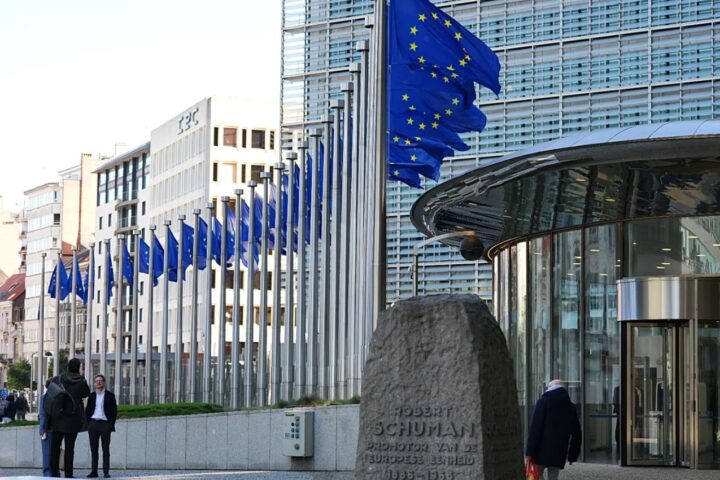 Brussels Pushes for Simpler, Tech-Driven EU Rules — But Analysts Warn the Plan Falls Short