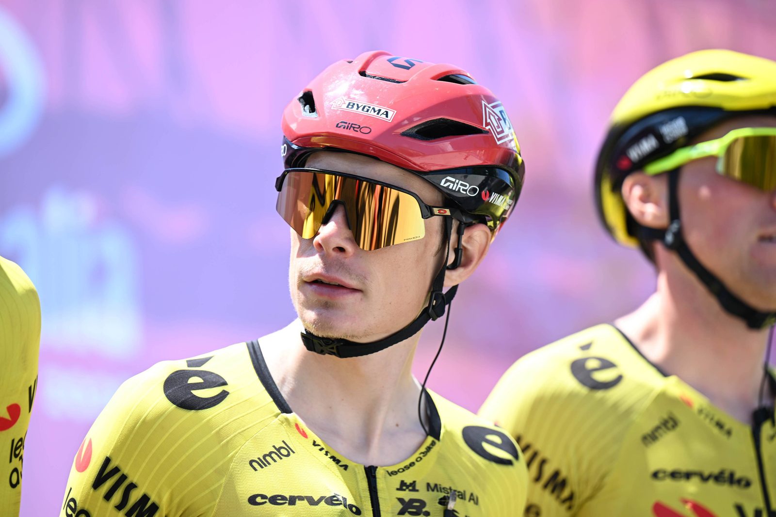 jonas vingegaard recovery misses world championships