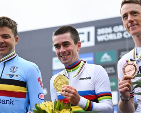 Danish Gravel Specialist Magnus Bak Klaris Takes the World Title in Western Australia